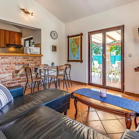 Stunning In With Wifi Holiday home