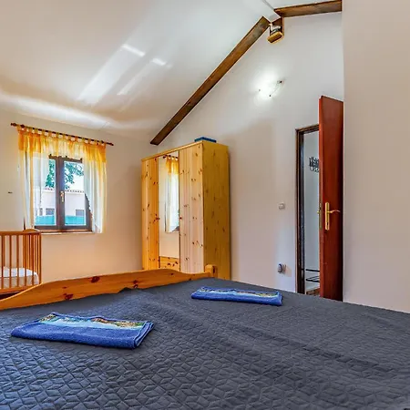 Stunning In With Wifi Holiday home Medulin